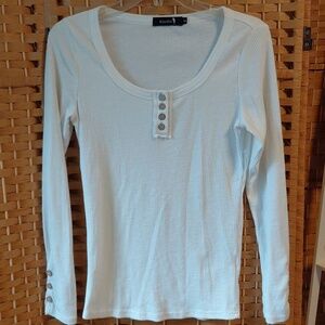 Kiss Women's Long Sleeve Ribbed Tee in White